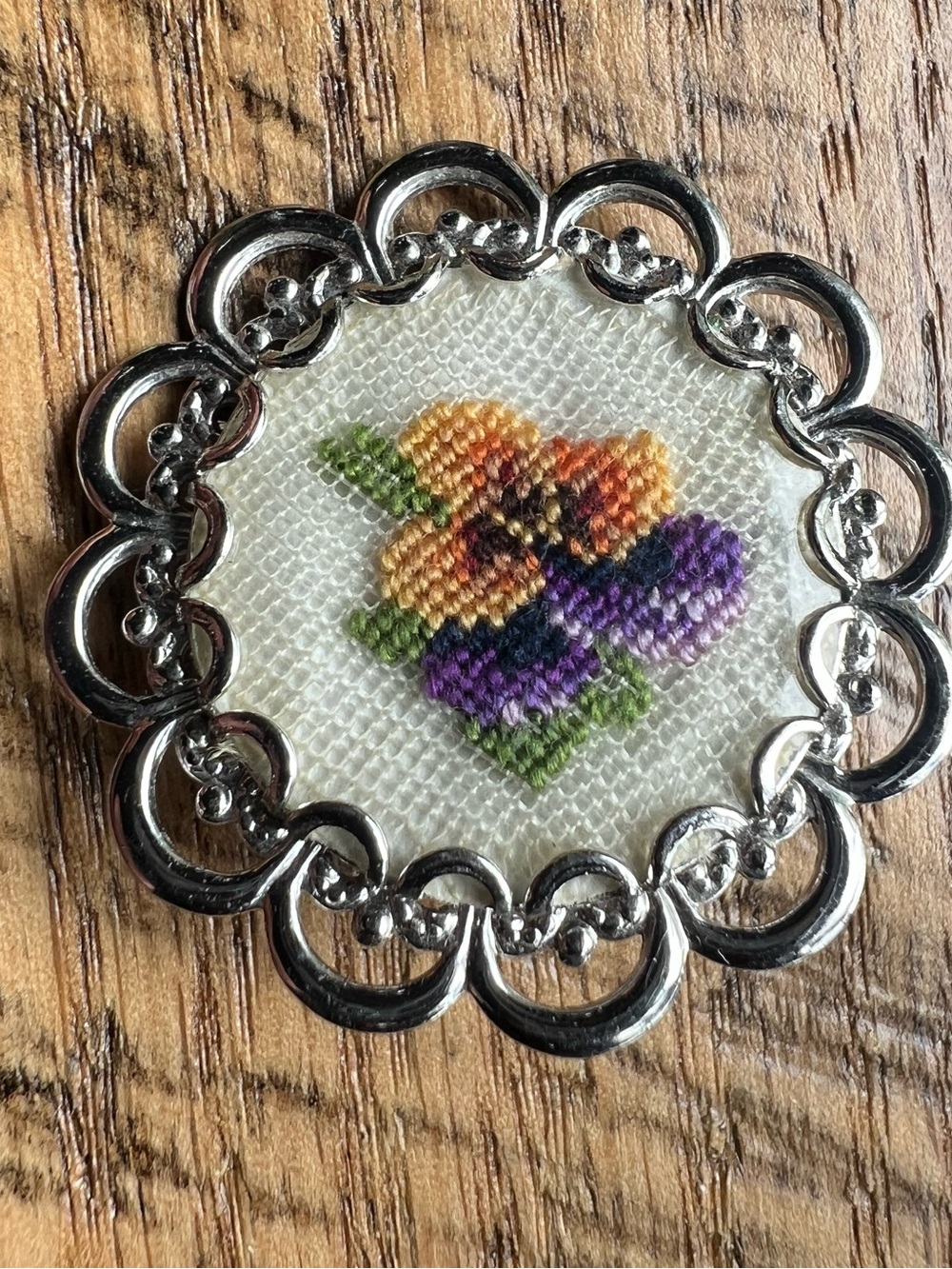 Vintage Silver Scalloped Floral Needlepoint Brooch - Purple & Yellow Pansies